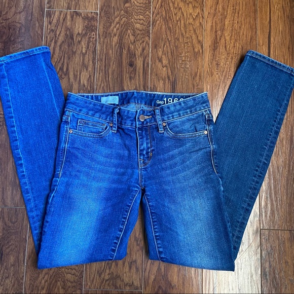 GAP 1969 Jeans - Picture 2 of 7